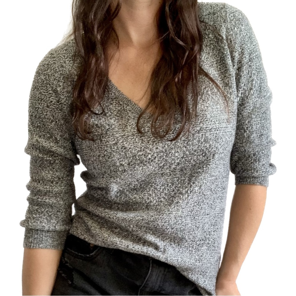 New York & Company Lightweight Sweater